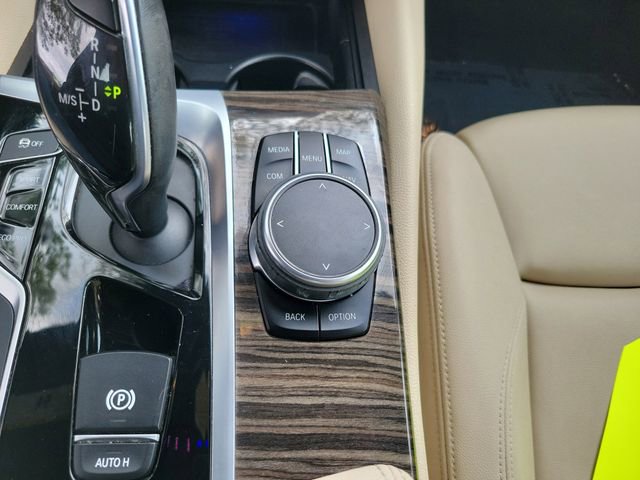 Used 2018 BMW 530i RWD image 22