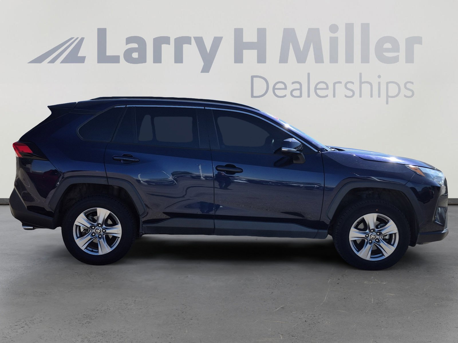 Certified 2023 Toyota RAV4 XLE AWD/4WD image 6