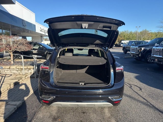 Used 2021 Buick Envision Avenir w/ Technology Package II image 27