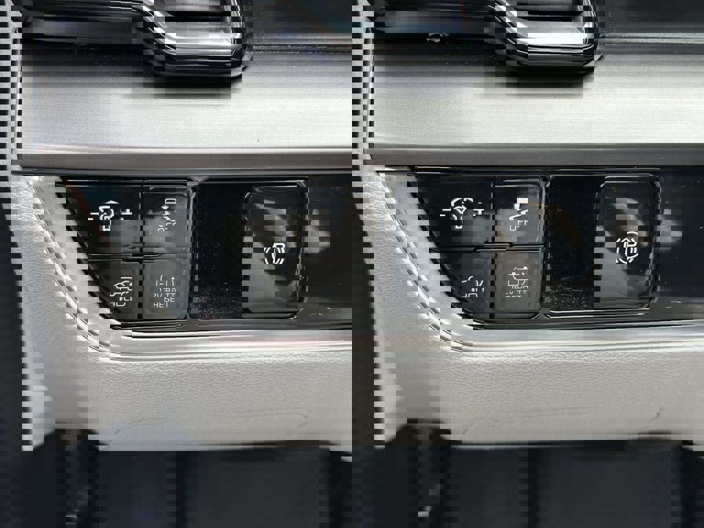 Certified 2023 Kia Sportage EX w/ EX Premium Package image 15