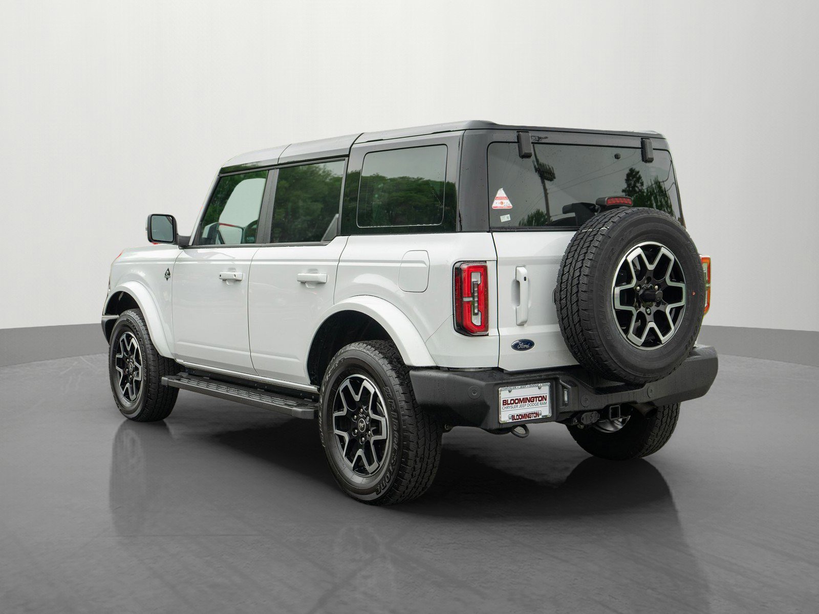 Used 2024 Ford Bronco Outer Banks AWD/4WD image 5