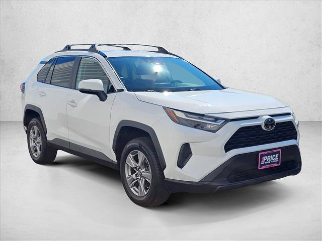 Used 2022 Toyota RAV4 XLE w/ XLE Grade Weather Package AWD/4WD image 3