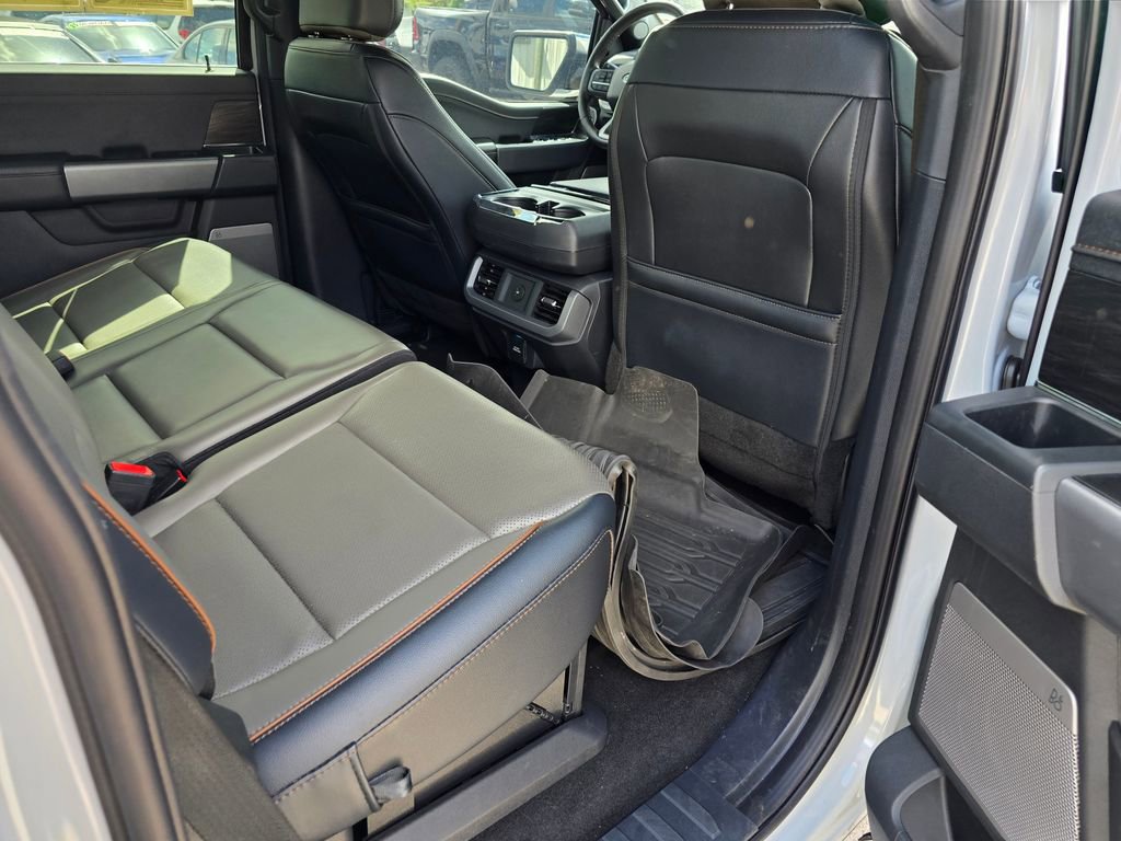 Used 2025 Ford F150 Lariat w/ FX4 Off-Road Package image 38