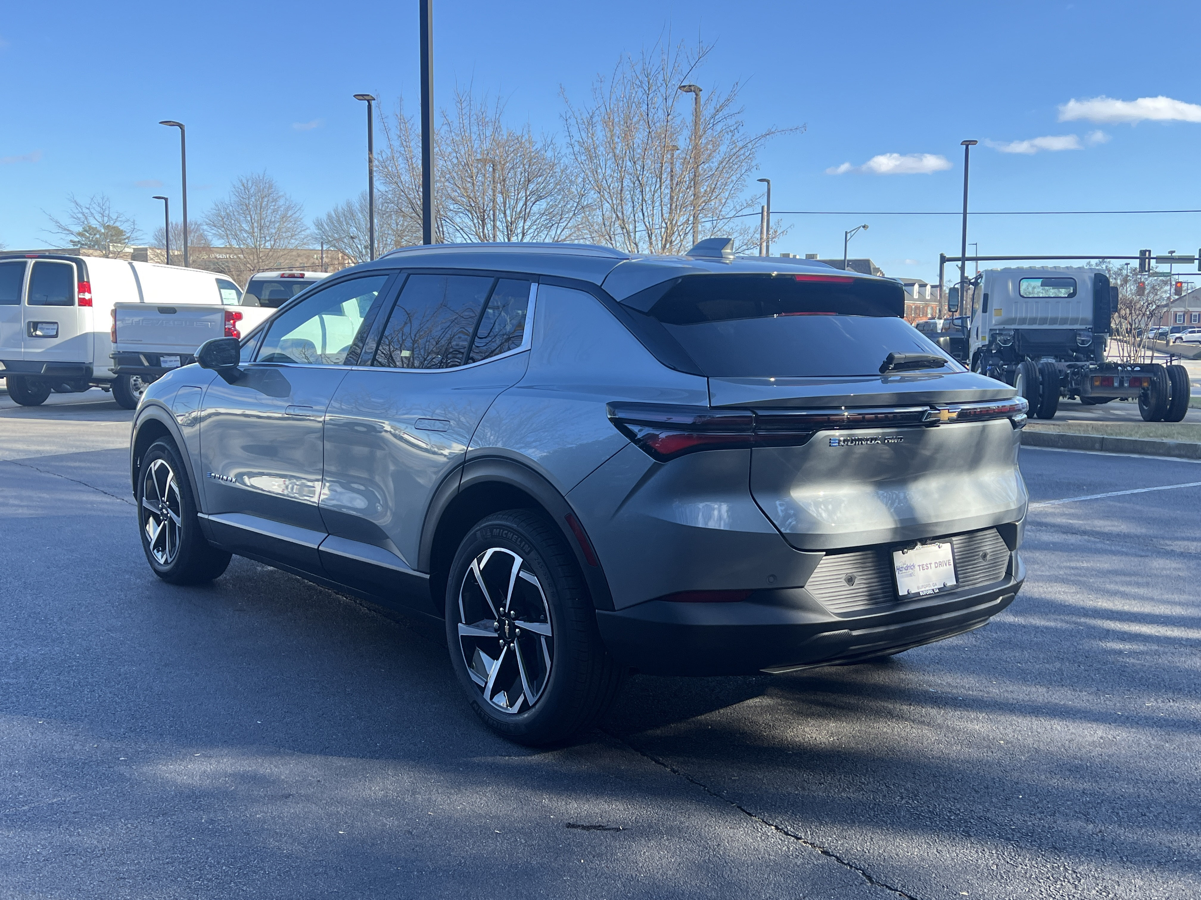 New 2026 Chevrolet Equinox EV LT AWD/4WD image 7