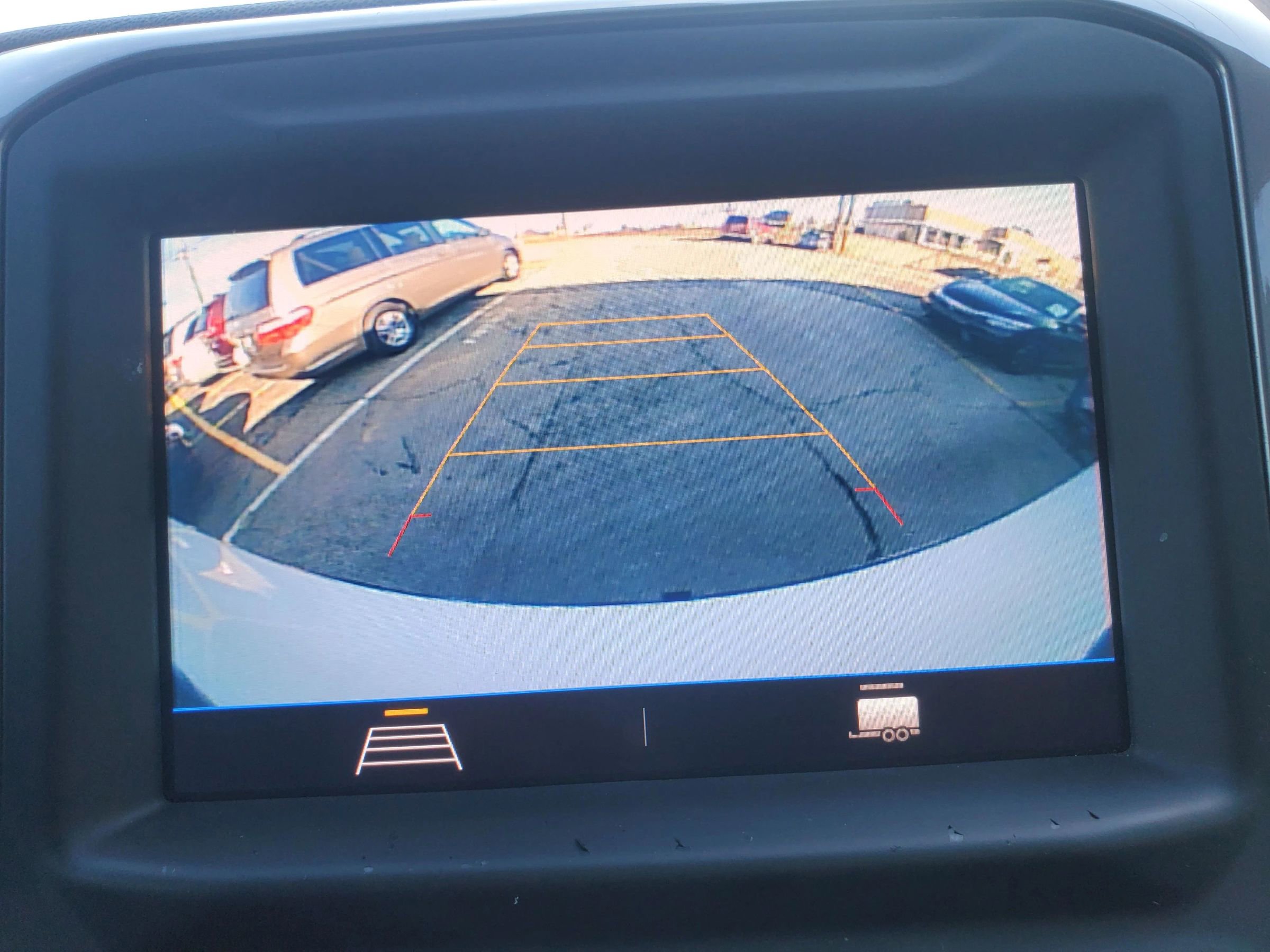 Used 2021 Chevrolet Silverado 1500 Custom RWD image 3