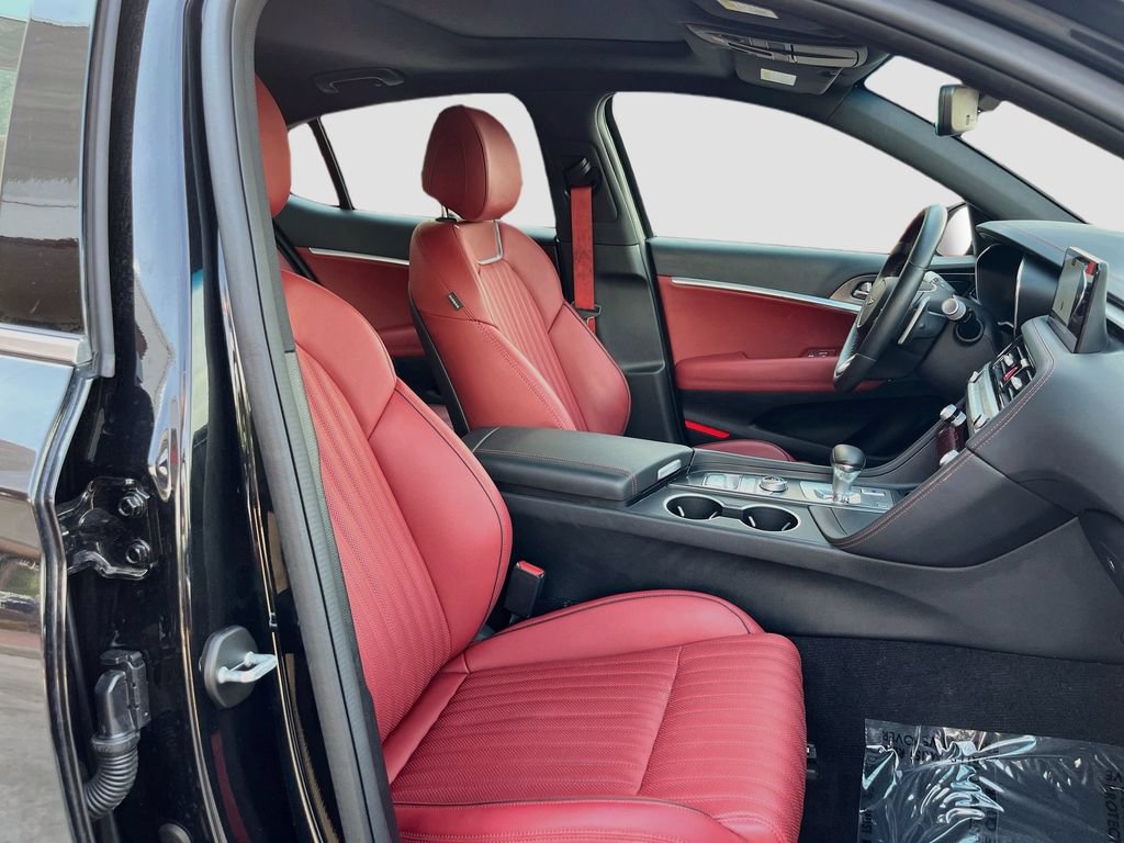 Used 2025 Genesis G70 2.5T w/ Sport Prestige Package AWD/4WD image 29
