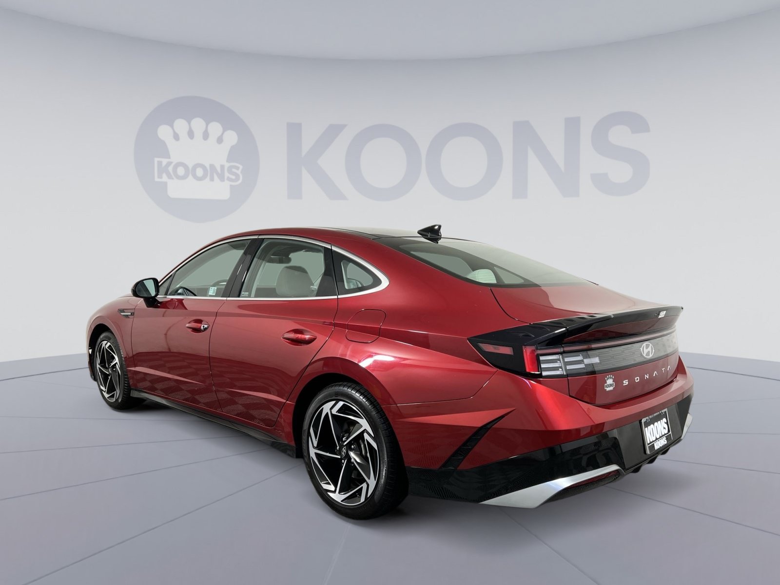 Used 2024 Hyundai Sonata SEL w/ Convenience Package FWD image 8