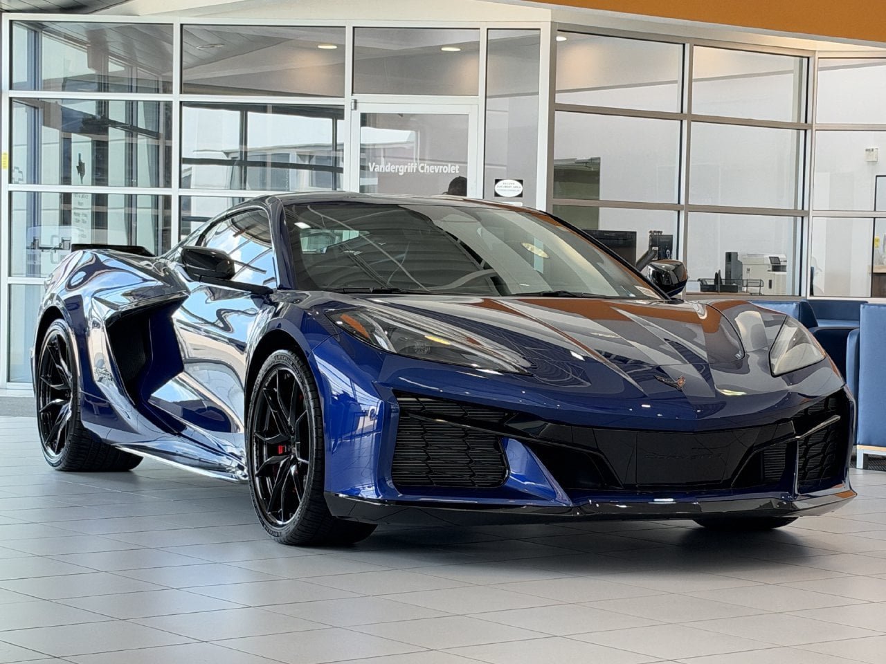 New 2027 Chevrolet Corvette Grand Sport RWD image 2