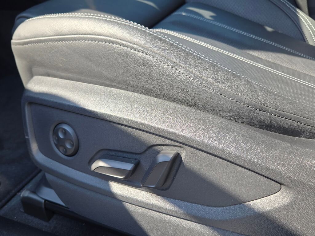 Used 2025 Audi Q5 2.0T Premium Plus image 30
