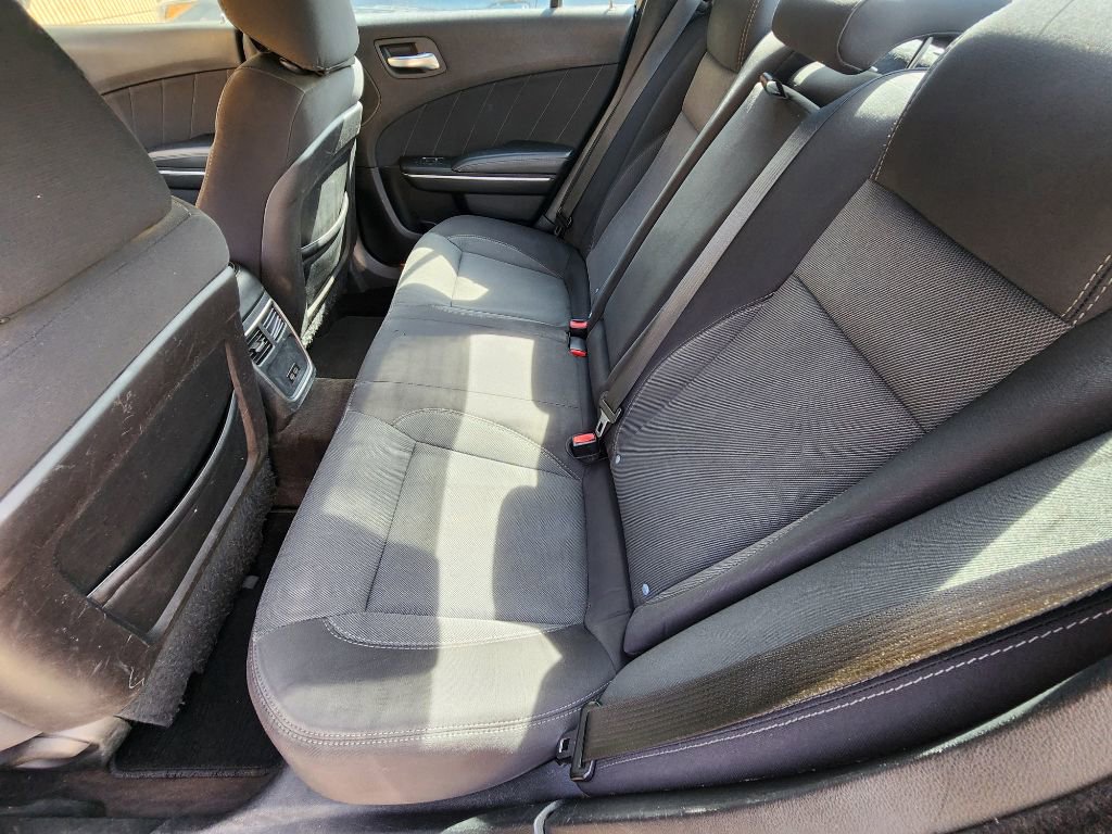 Used 2015 Dodge Charger SE w/ Popular Equipment Group image 15