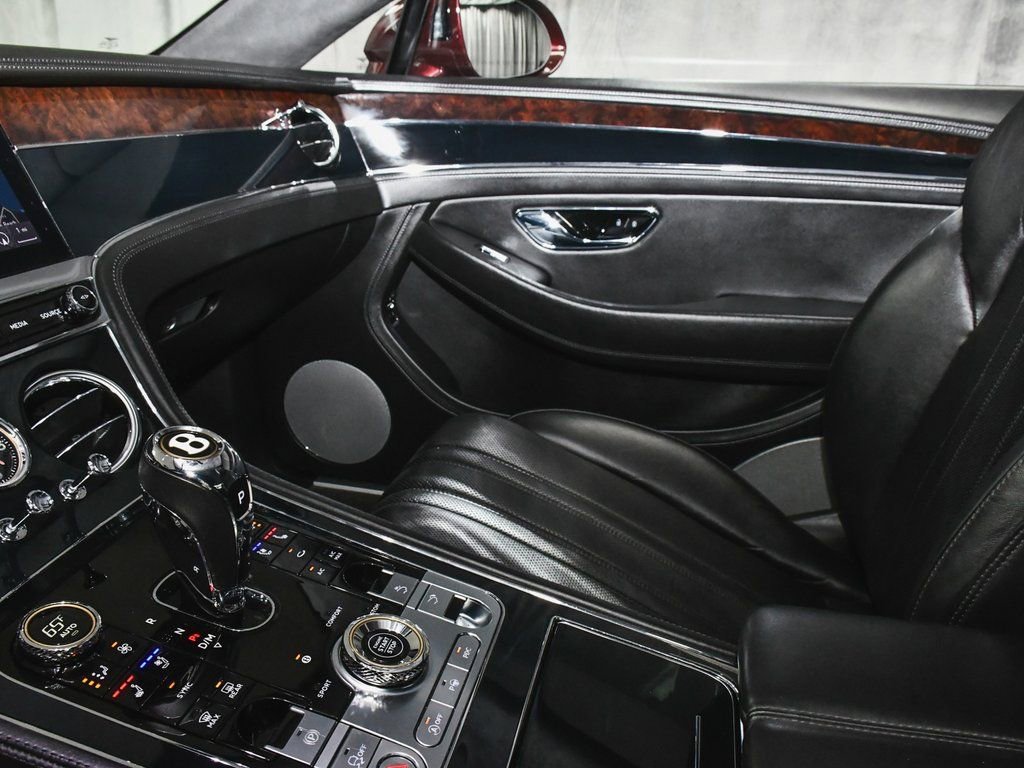 Used 2020 Bentley Continental GT image 40