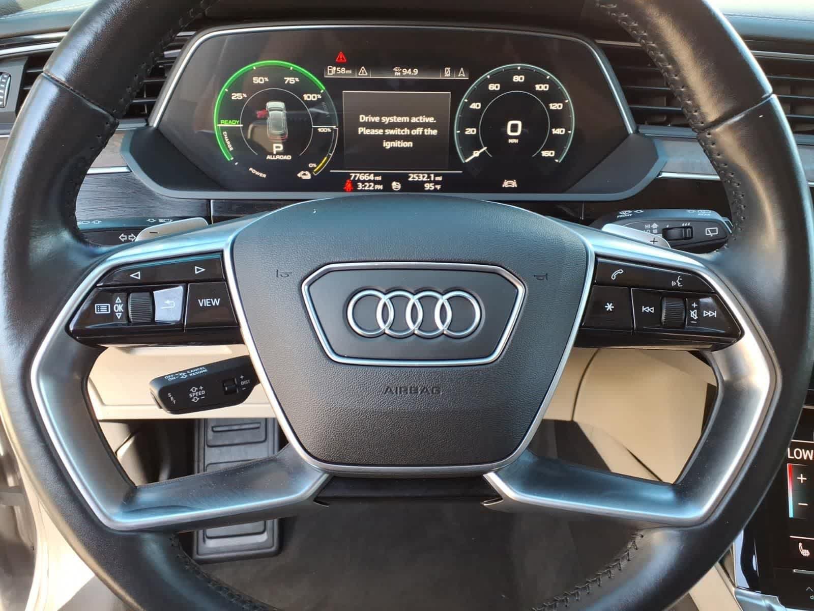 Used 2019 Audi e-tron Prestige w/ Prestige Package AWD/4WD image 17
