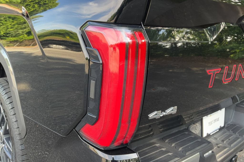 Used 2023 Toyota Tundra Limited AWD/4WD image 27