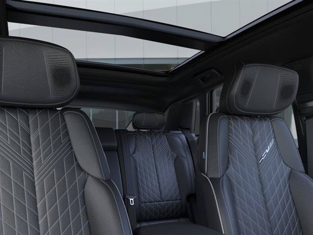 New 2026 Cadillac Lyriq V AWD/4WD image 24