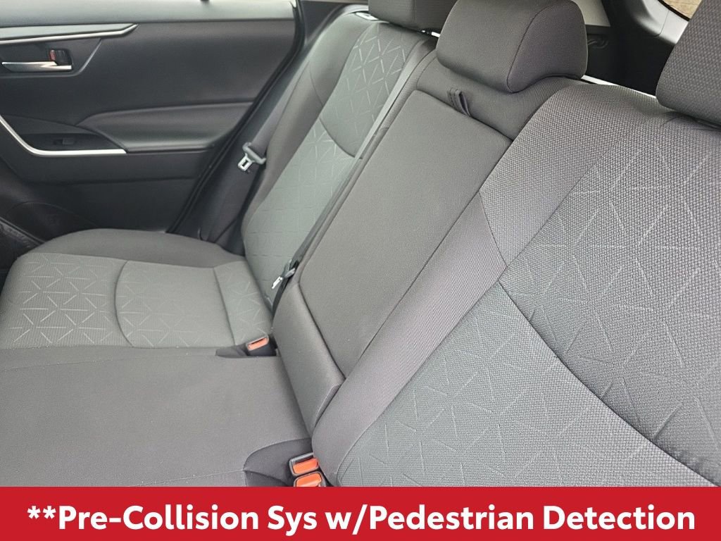 Used 2024 Toyota RAV4 XLE image 16