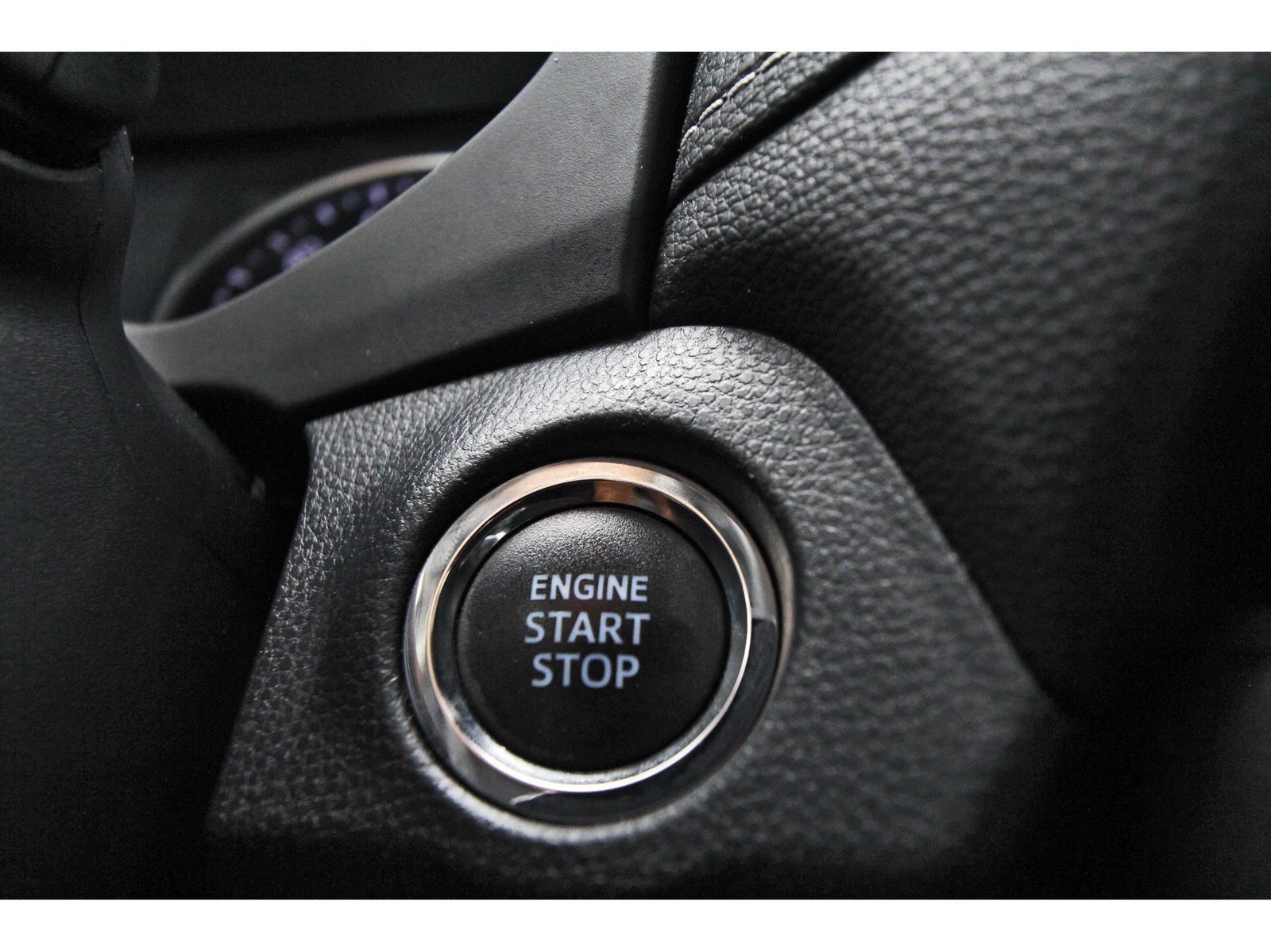 Used 2021 Toyota RAV4 XLE FWD image 19
