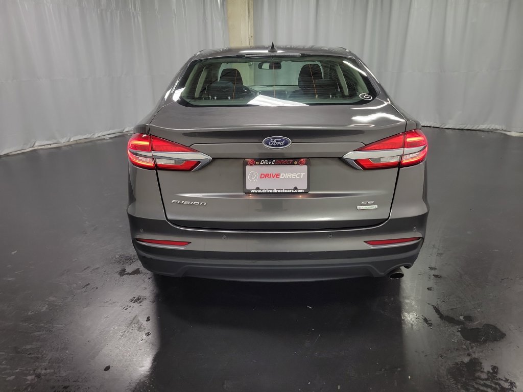 Used 2019 Ford Fusion SE FWD image 8