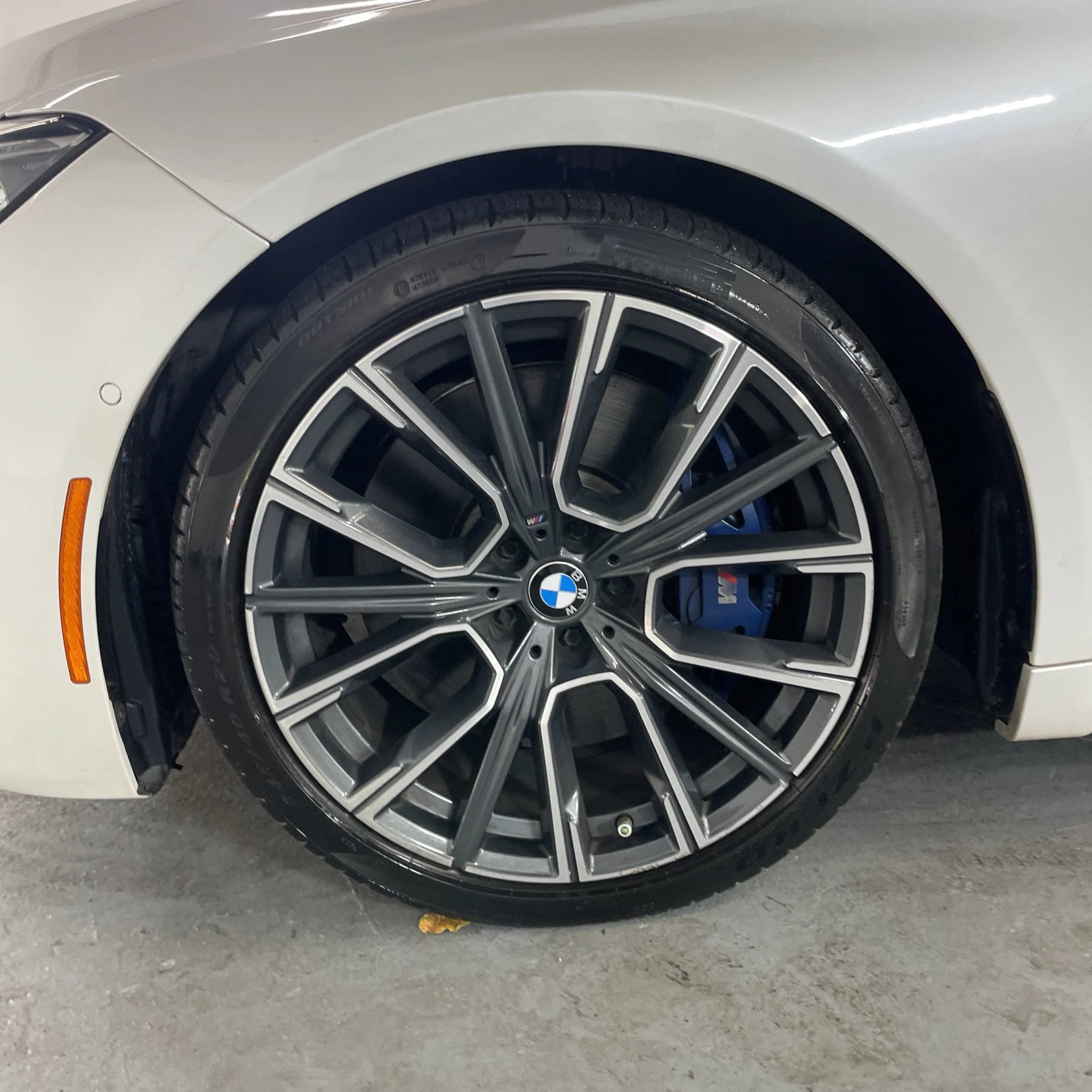 Used 2020 BMW 750i xDrive w/ Autobahn Package AWD/4WD image 17