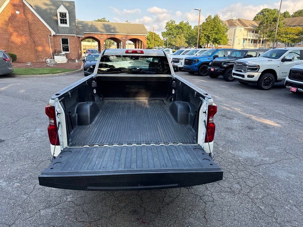 Used 2025 Chevrolet Silverado 1500 W/T RWD image 5