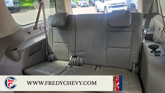 Used 2015 GMC Yukon XL SLT w/ Open Road Package AWD/4WD image 32