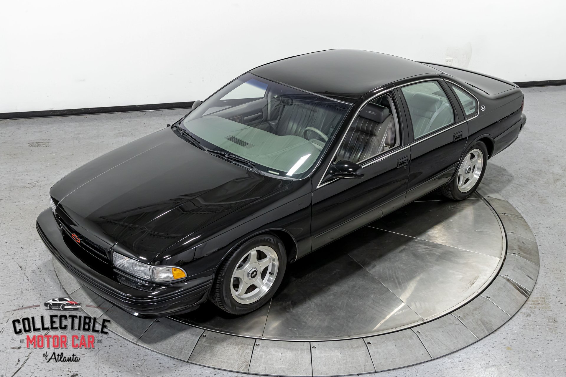 Used 1996 Chevrolet Impala SS RWD image 33