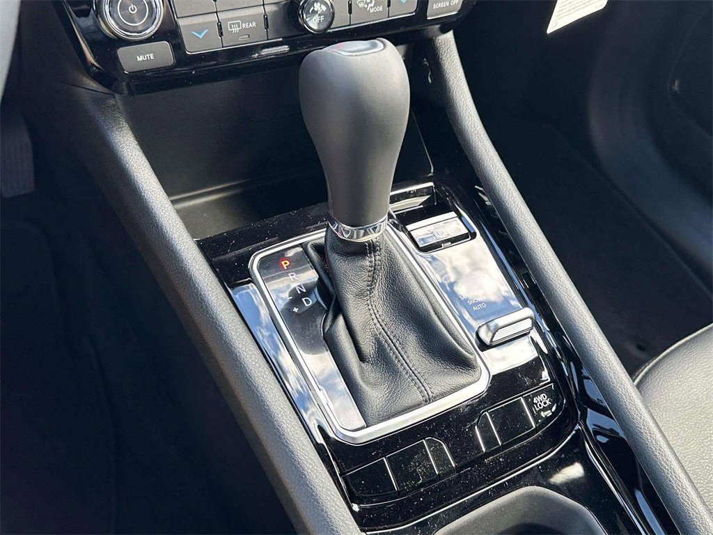 New 2026 Jeep Compass Limited image 13