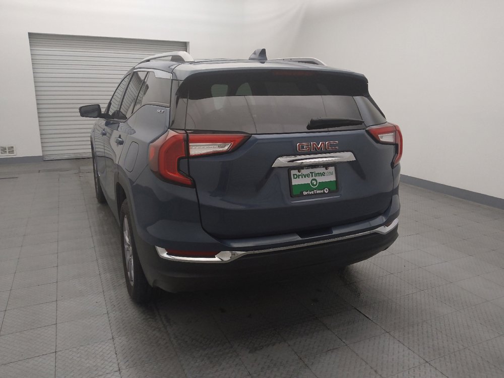 Used 2024 GMC Terrain SLT AWD/4WD image 6