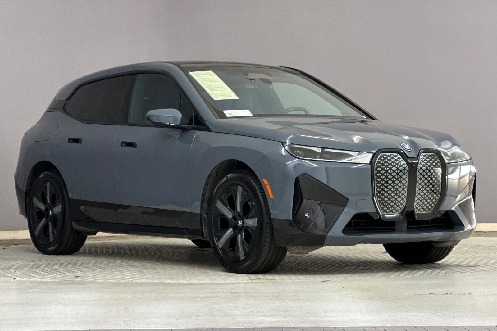 Certified 2023 BMW iX xDrive50 w/ Sport Package image 7