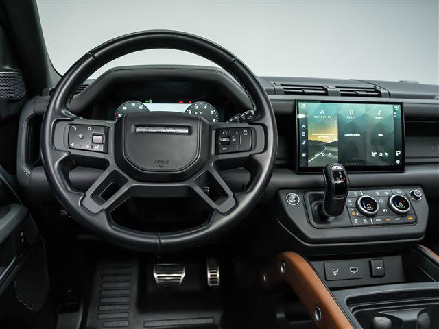 Used 2023 Land Rover Defender 110 X AWD/4WD image 22