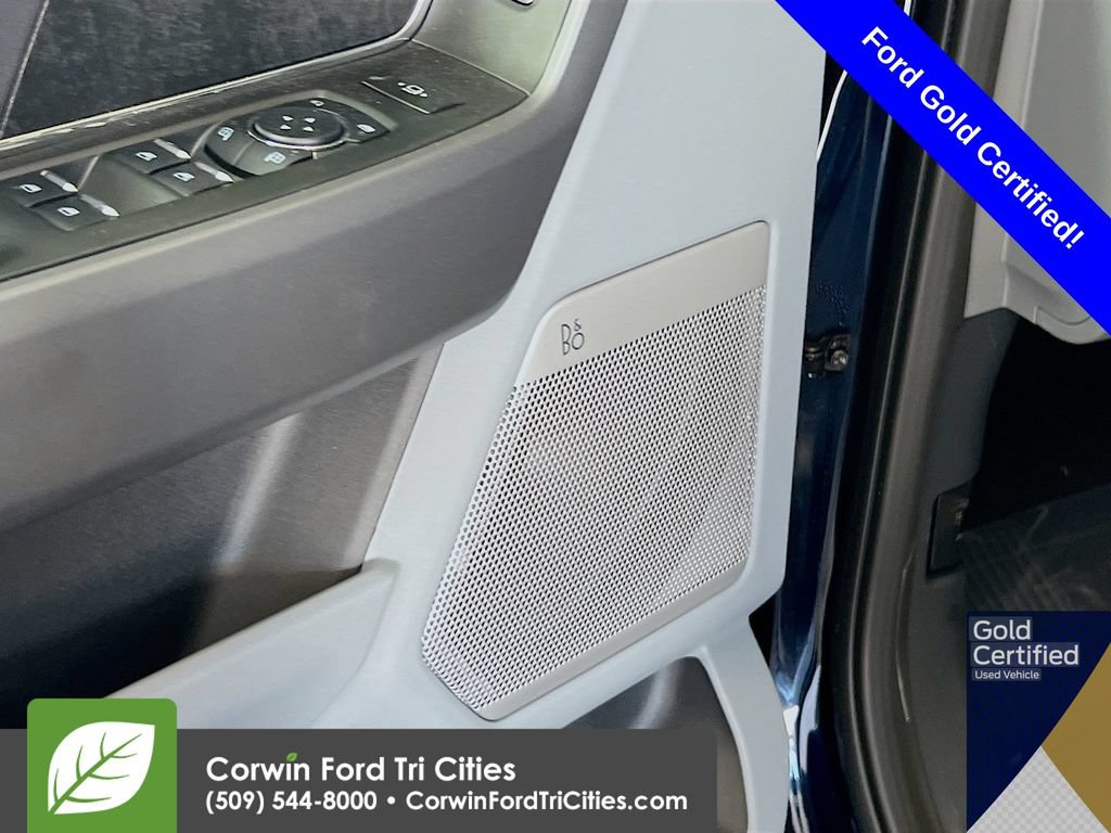 Used 2025 Ford F350 XLT w/ Black Appearance Package AWD/4WD image 13