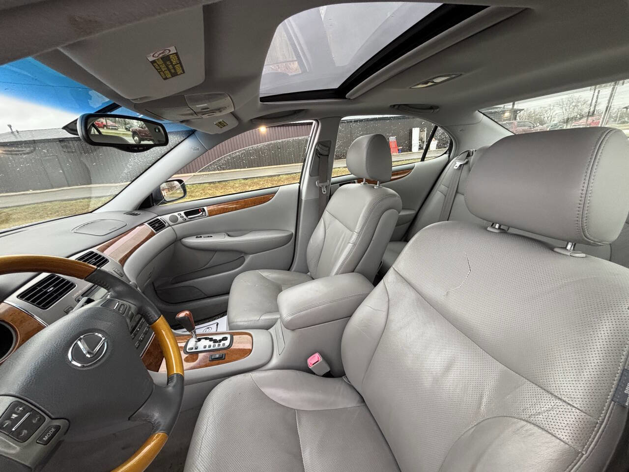 Used 2006 Lexus ES 330 image 9