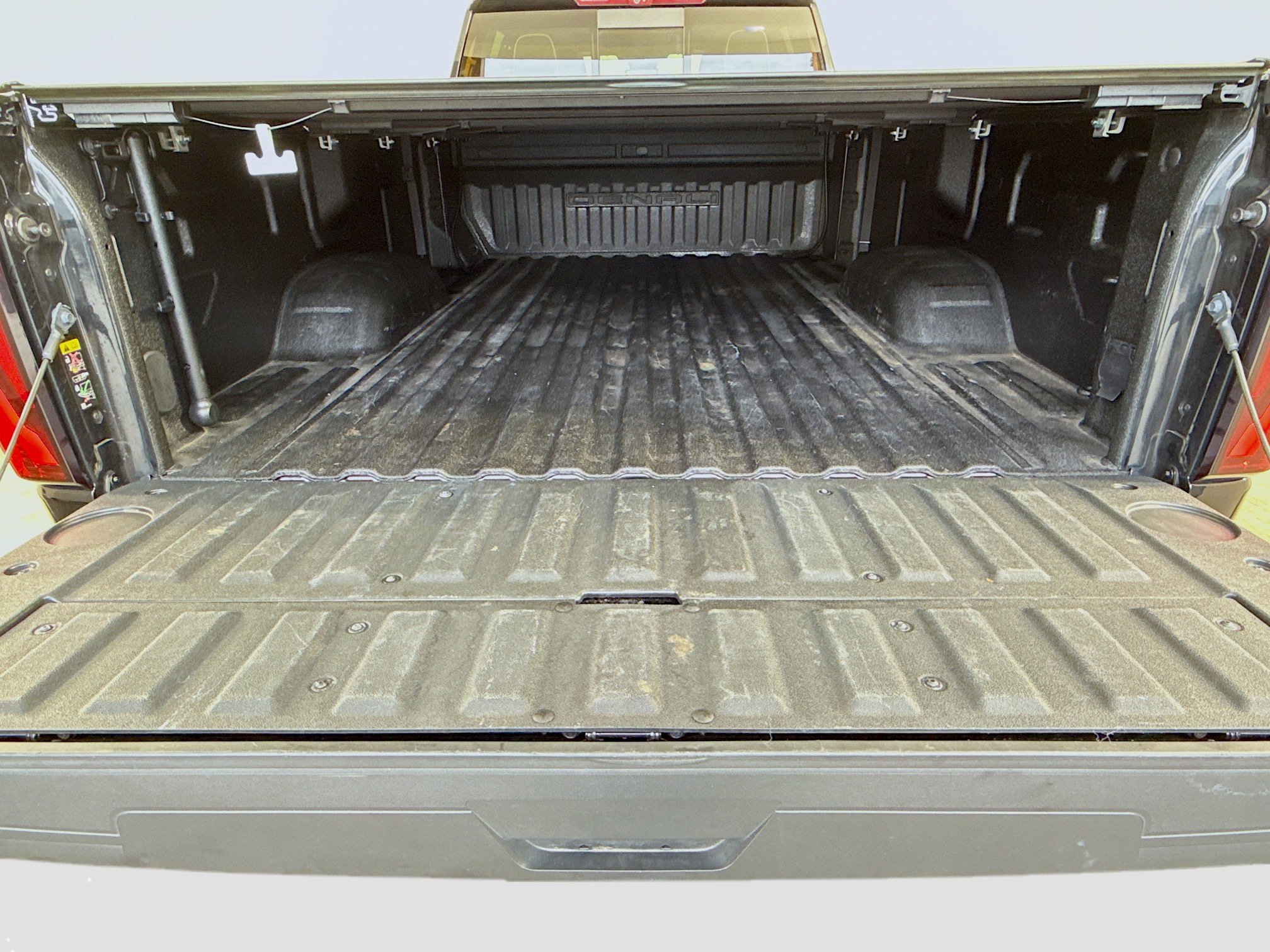 Used 2024 GMC Sierra 3500 Denali Ultimate image 28