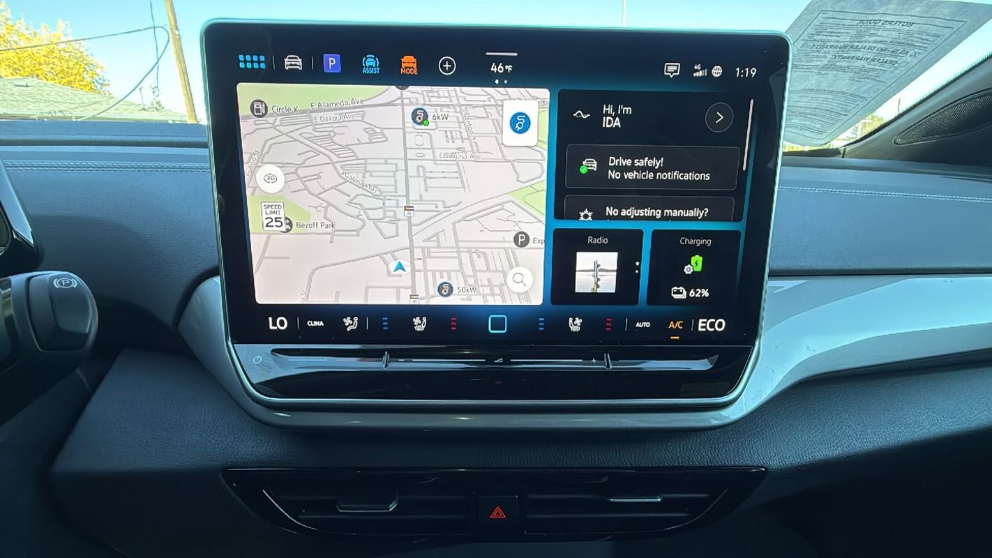 Used 2024 Volkswagen ID.4 Pro S image 22