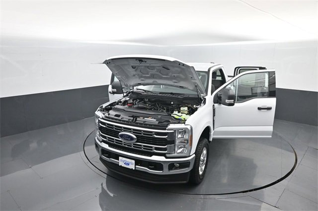 New 2026 Ford F250 XLT image 32