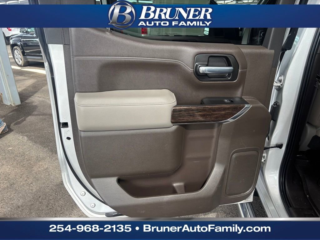 Used 2021 GMC Sierra 1500 SLE w/ X31 Off-Road Package image 14