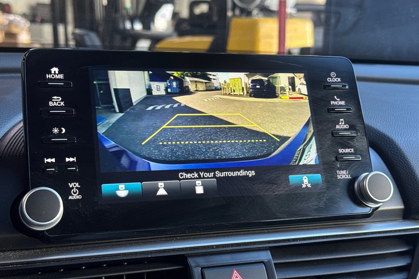 Used 2020 Honda Accord EX image 19