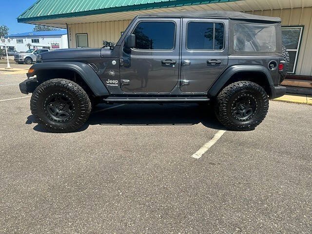 Used 2018 Jeep Wrangler Unlimited Sport AWD/4WD image 3