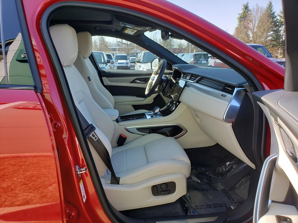 New 2026 Jaguar F-PACE R-Dynamic S image 17