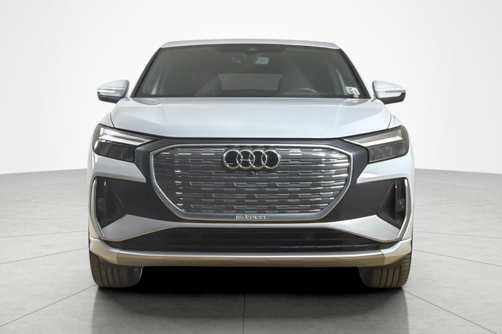 Certified 2023 Audi Q4 e-tron Premium Plus AWD/4WD image 8