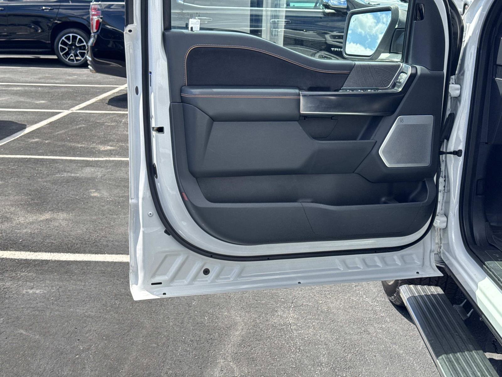 Used 2021 Ford F150 Platinum w/ Equipment Group 701A High image 17