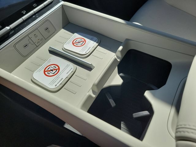 New 2026 Hyundai Santa Fe SE FWD image 13