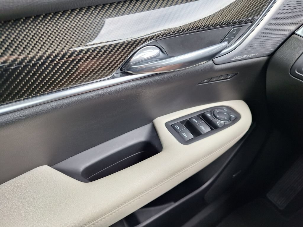 Used 2021 Cadillac XT6 Sport AWD/4WD image 23