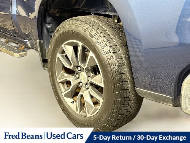 Used 2022 Chevrolet Silverado 1500 LT AWD/4WD image 42