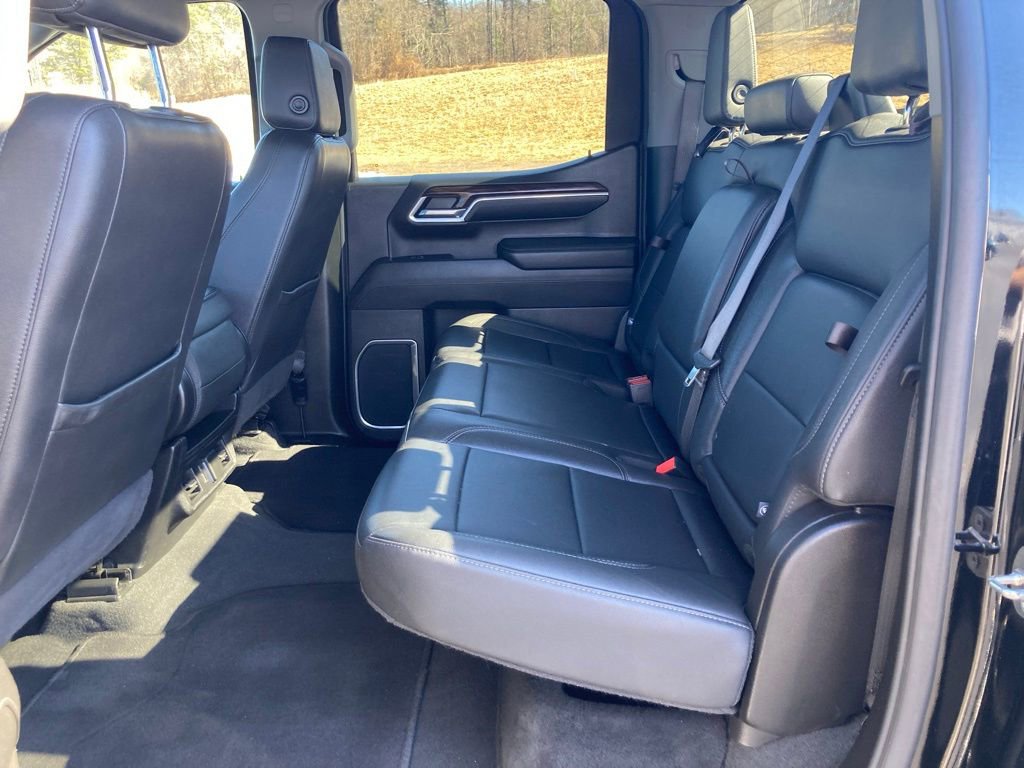 Used 2024 GMC Sierra 1500 SLT image 36