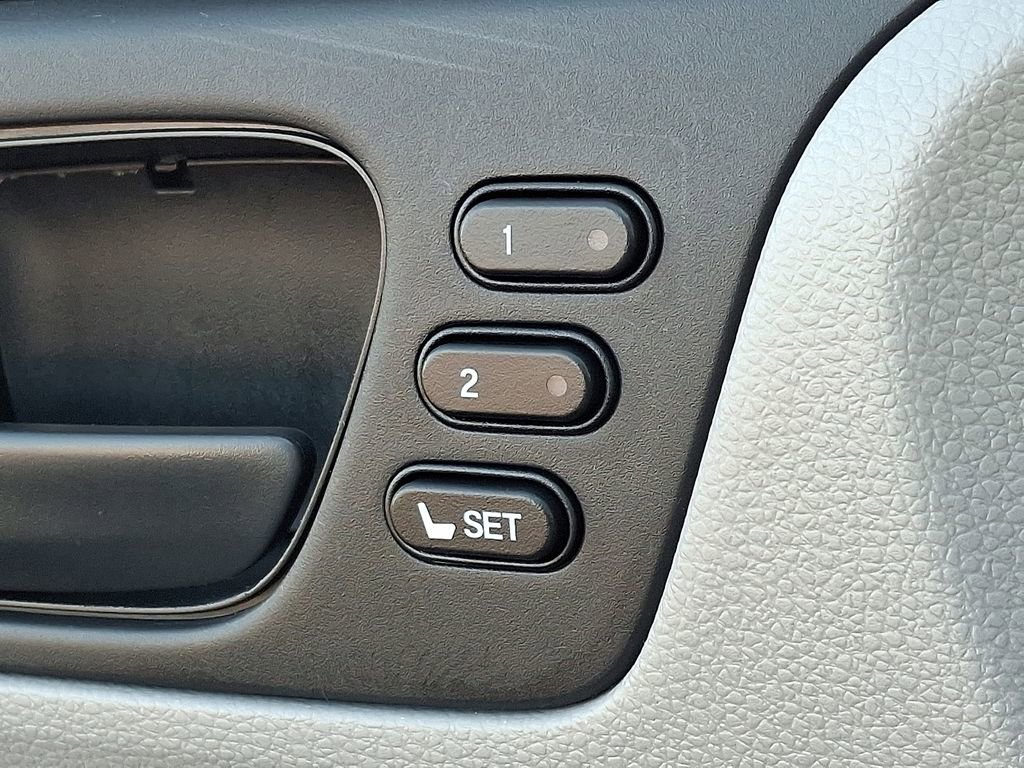 Used 2023 Honda Odyssey EX-L image 27