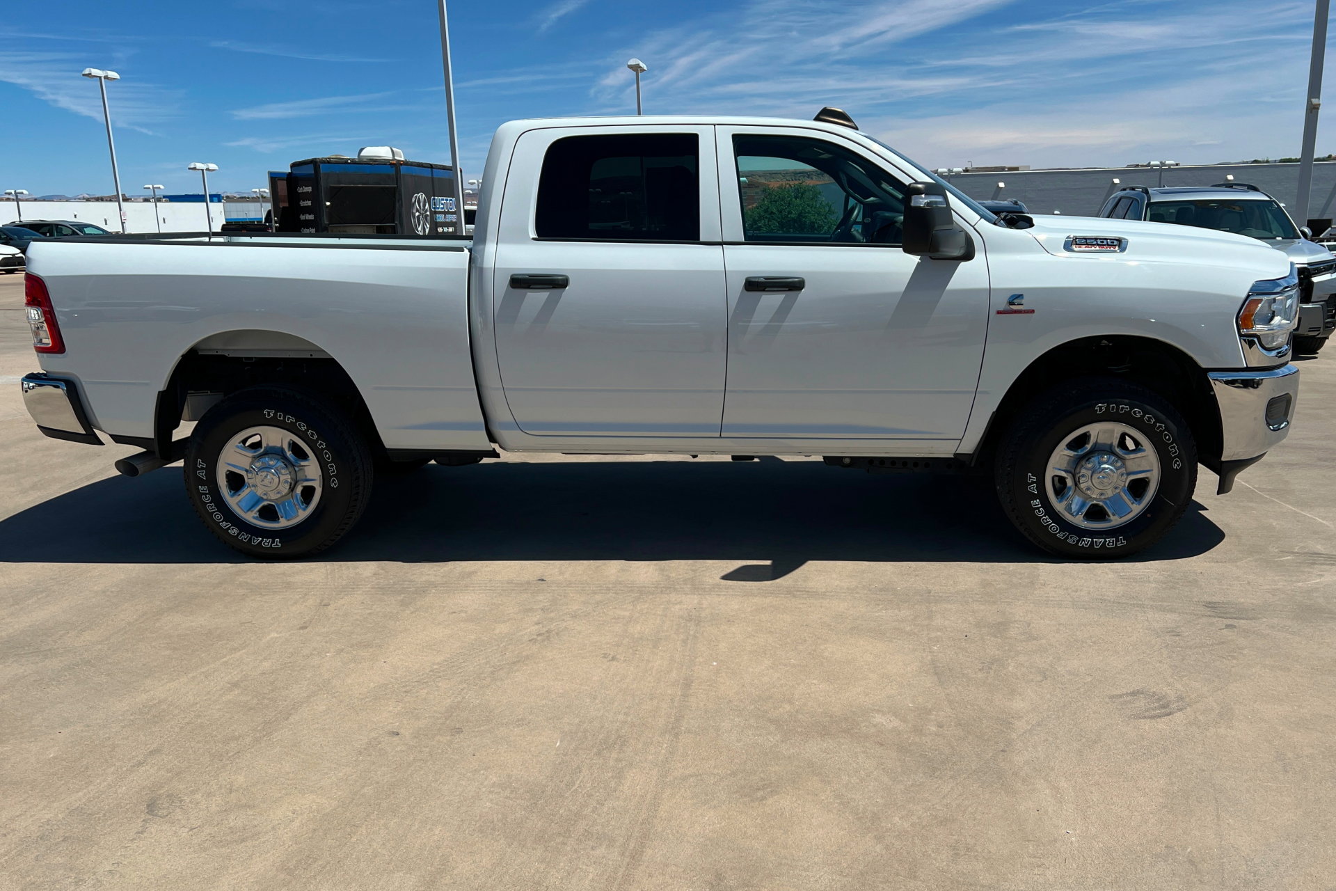 Used 2024 RAM 2500 Tradesman w/ Chrome Appearance Group AWD/4WD image 6