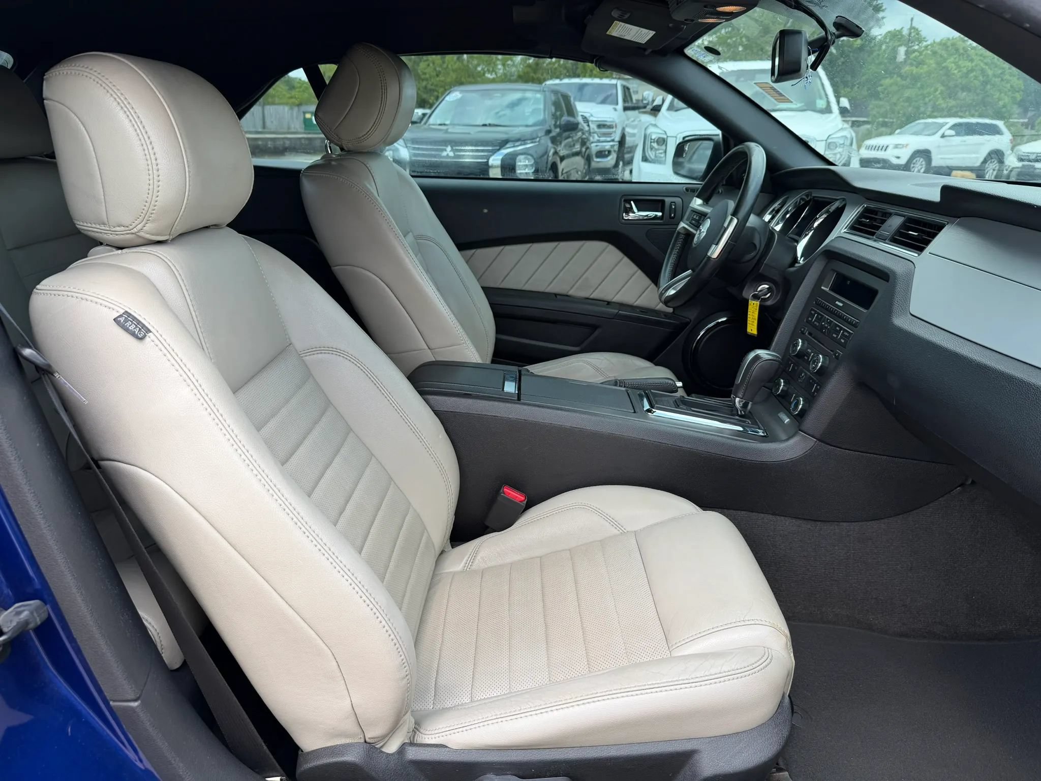 Used 2013 Ford Mustang Premium RWD image 18
