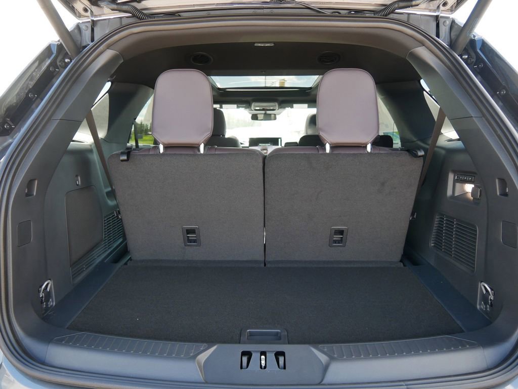 New 2026 Ford Explorer Platinum AWD/4WD image 13