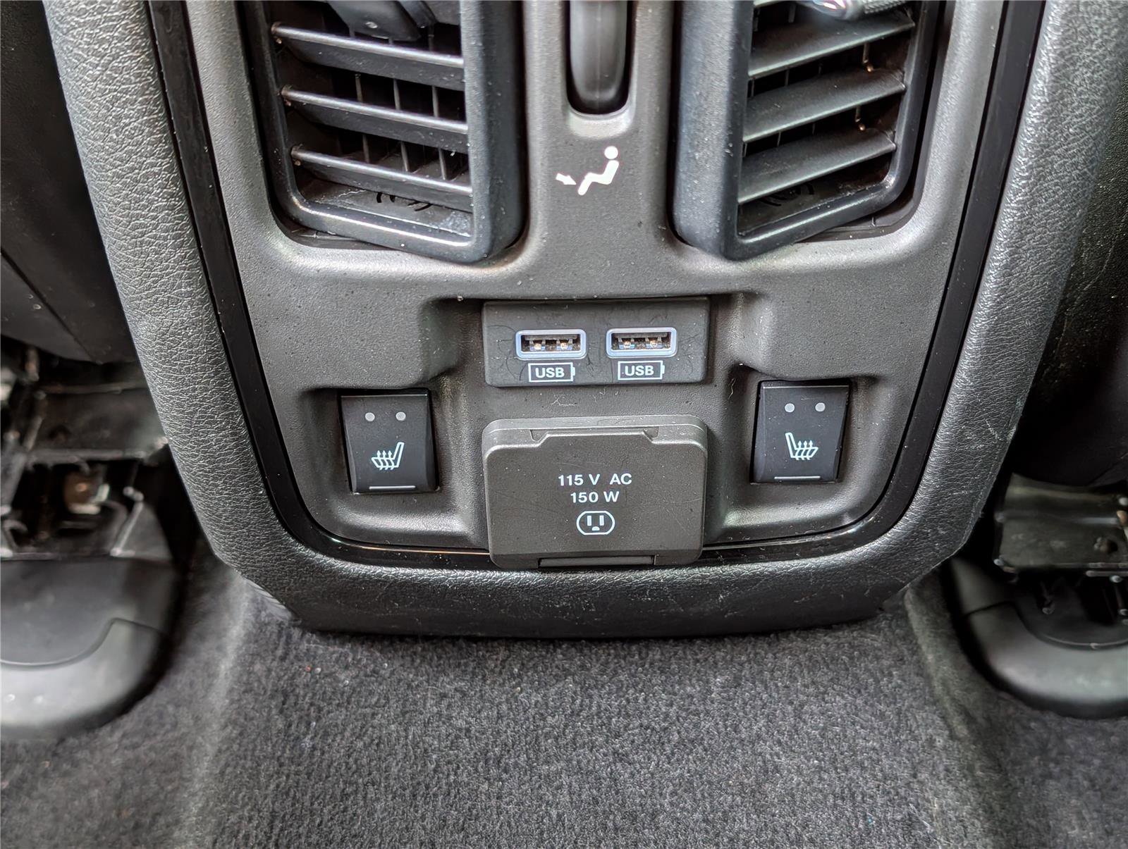 Used 2024 Dodge Durango GT image 16