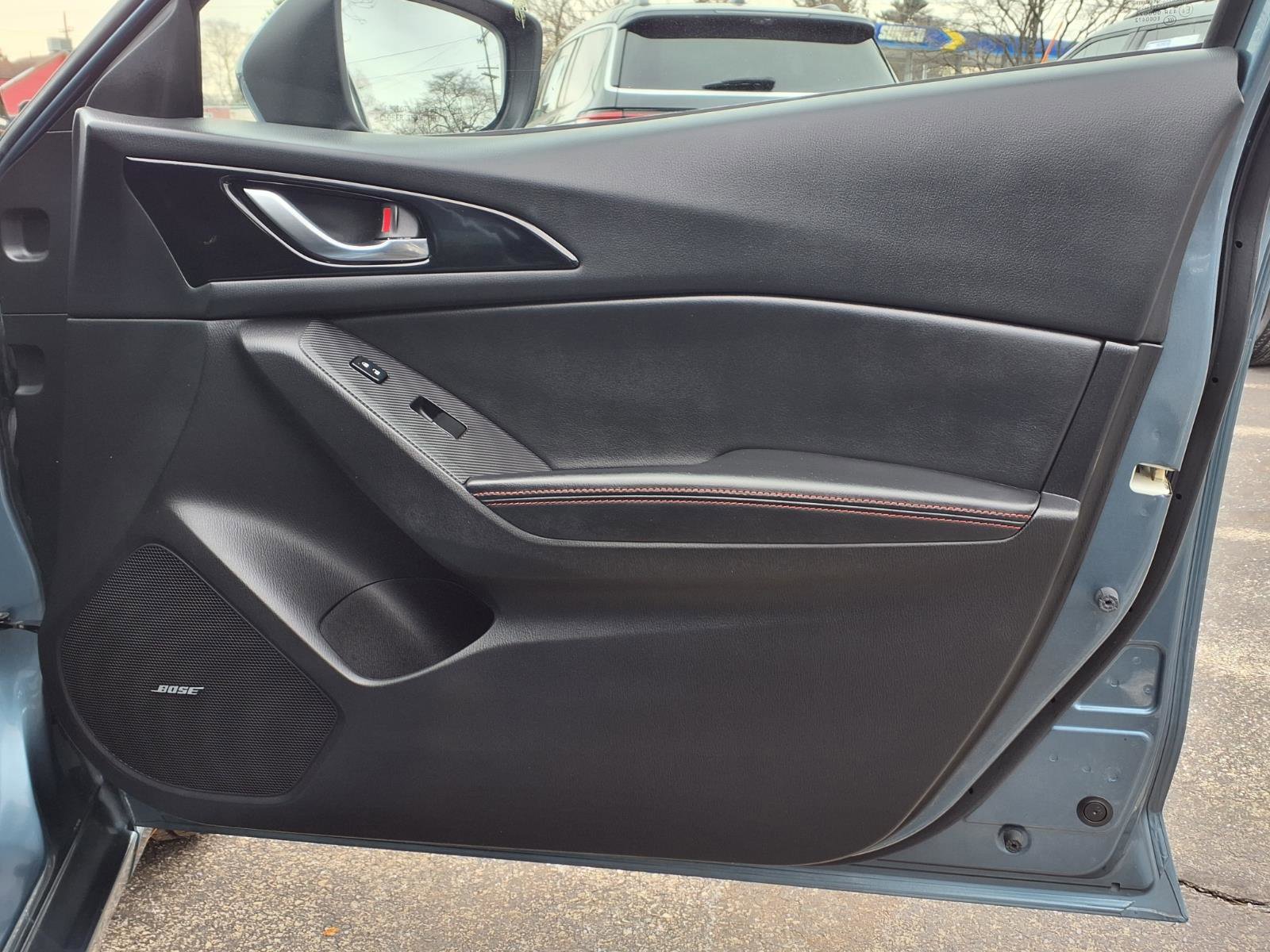 Used 2014 MAZDA MAZDA3 s Grand Touring image 11